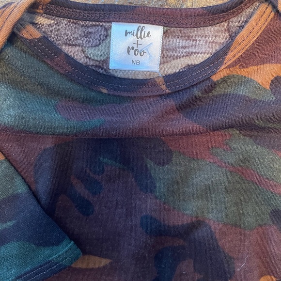 Camo print knotted sleep gown - newborn - Picture 2 of 2